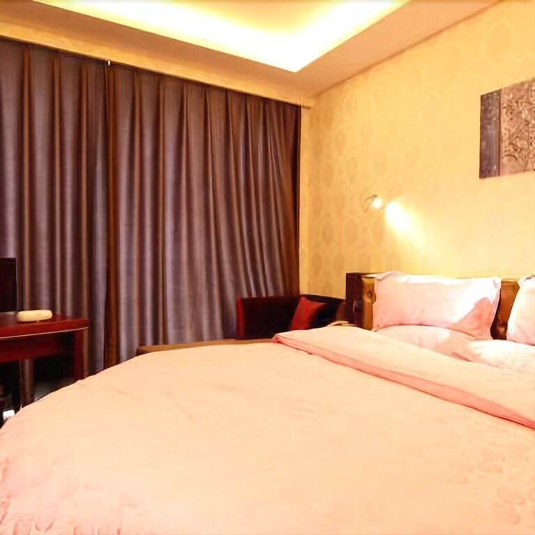 Лупаньшуй: Mediterranean International Boutique Hotel