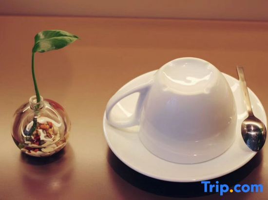 Куньмин: Homeinn Plus (Kunming Baiyun Road Tongde Square)