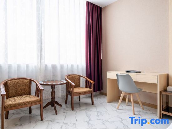 Шэньчжэнь: Hawaii International Hotel (Shenzhen International Convention and Exhibition Center)