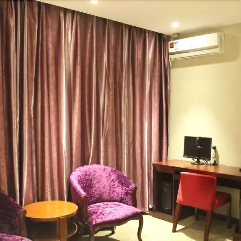 Харбин: Siji Yunduan Chain Hotel