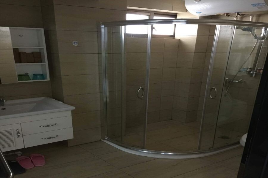 Фучжоу: Weaver Hotel & Condo