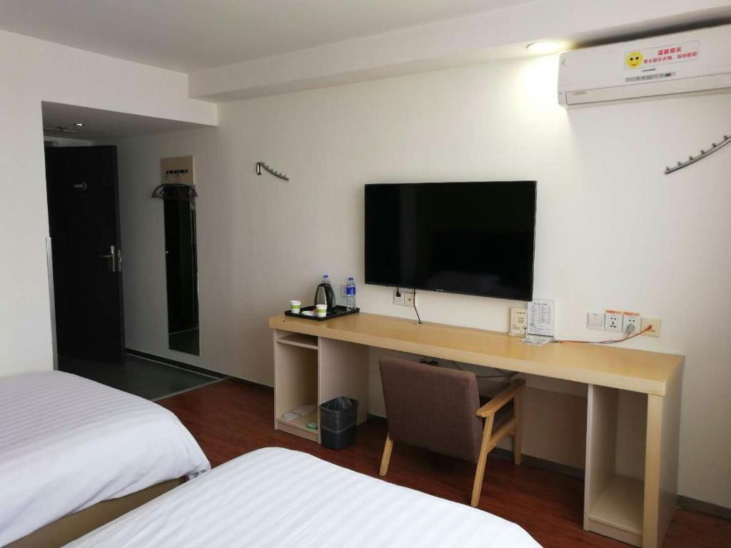 Чжанцзяган: Motel Zhangjiagang Middle Chang'an Road