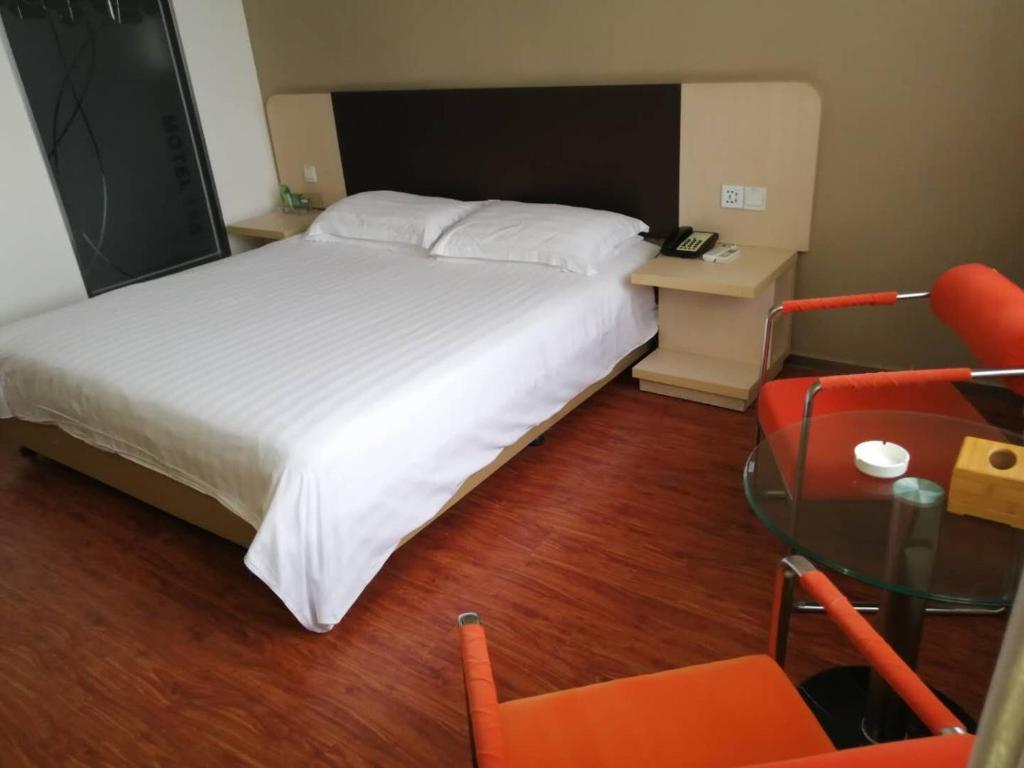 Чжанцзяган: Motel Zhangjiagang Middle Chang'an Road