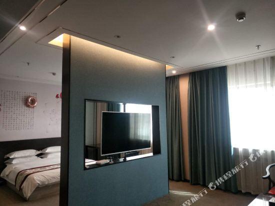 Цзюцюань: Silk Road Shenzhou Hotel