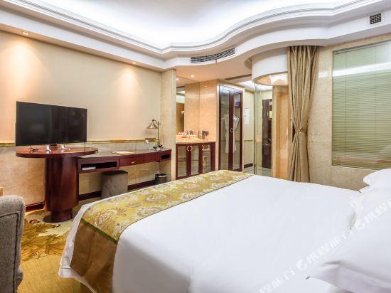 Шанхай: Vienna International Hotel (Taicang Wanda Plaza)