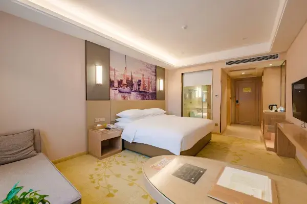 Синьян: Vienna International Hotel (Xinyang Railway Station Tianrun Plaza Store)
