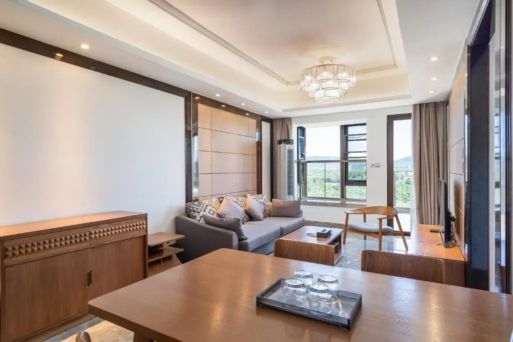 Санья: Haishu Flower House Seaview Resort