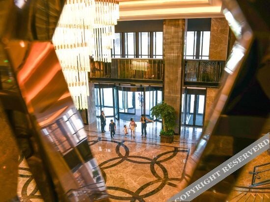 Цзясинь: Grand New Century Hotel Haining Zhejiang