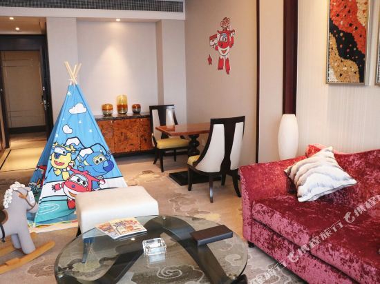 Цзясинь: Grand New Century Hotel Haining Zhejiang