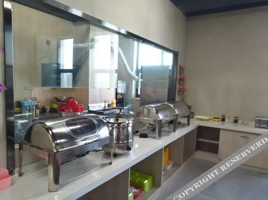 Иньчуань: Wanyou Light Luxury Hotel (Yinchuan Ningda Huaiyuan Night Market)