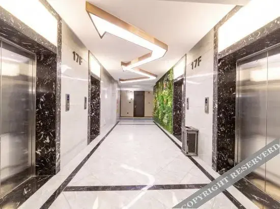 Иньчуань: Wanyou Light Luxury Hotel (Yinchuan Ningda Huaiyuan Night Market)