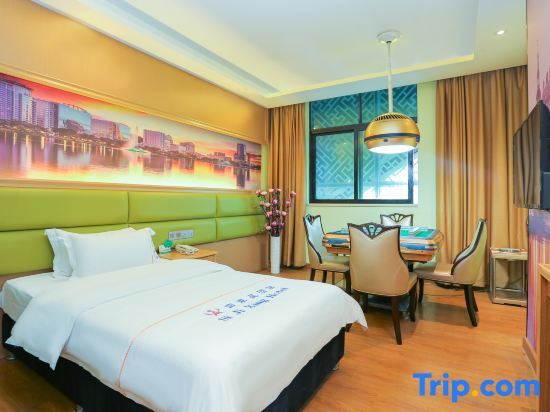 Шэньчжэнь: Four Seasons Star Hotel (Shenzhen Gongming Square Metro Station)