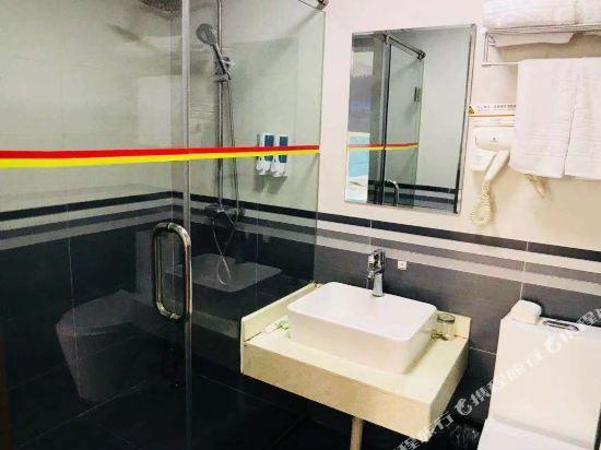 Пекин: Beijing Shun Govenmment Office Hotel Right Mendian