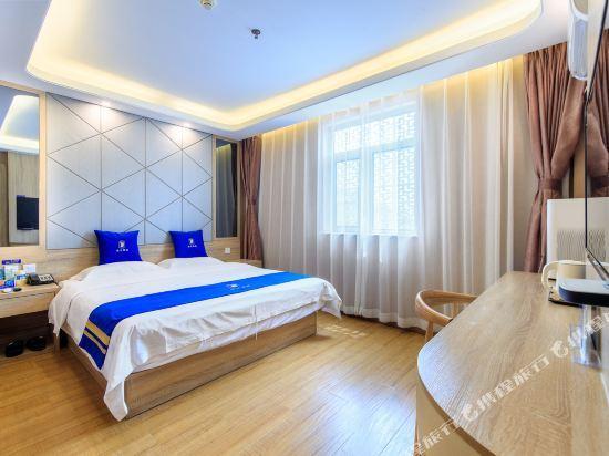 Пекин: Super 8 Hotel Premier (Beijing Shangdi Qinghe Xiaoying Bridge)