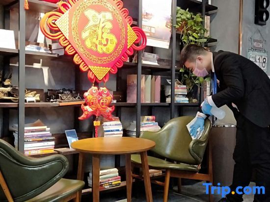 Сиань: James Joyce Coffetel (Xi'an Terracotta Warriors Huaqing Pool)