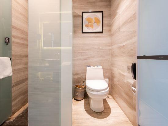 Чэнду: Charm City Kai Guan Hotel (Chengdu West Railway Station Qingyang Wanda)