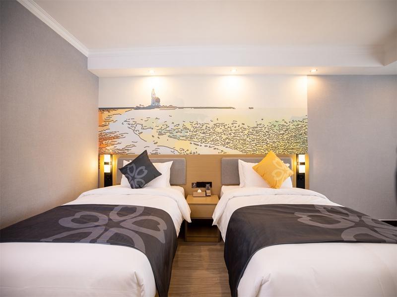 Кайфын: FERONIA Hotel Henan Kaifen Longting District Jinming Campus of Henan University