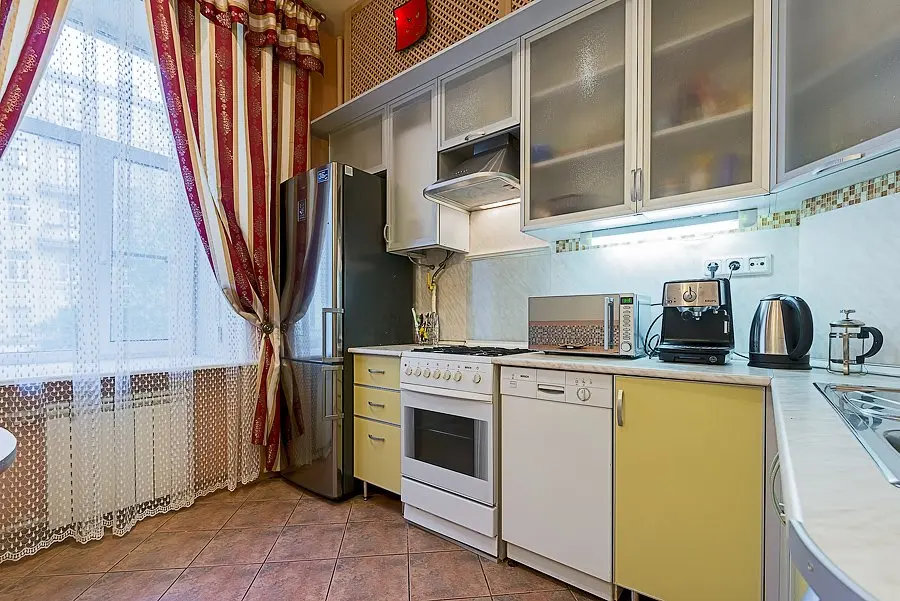 Санкт-Петербург: Apartment Bolshaya Zelenina 13