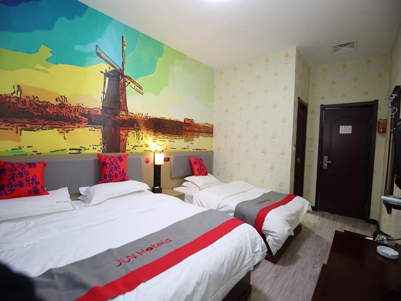 Люян: Jun Hotel Shanxi Lvliang Fenyang Shanxi Medical University Fenyang College