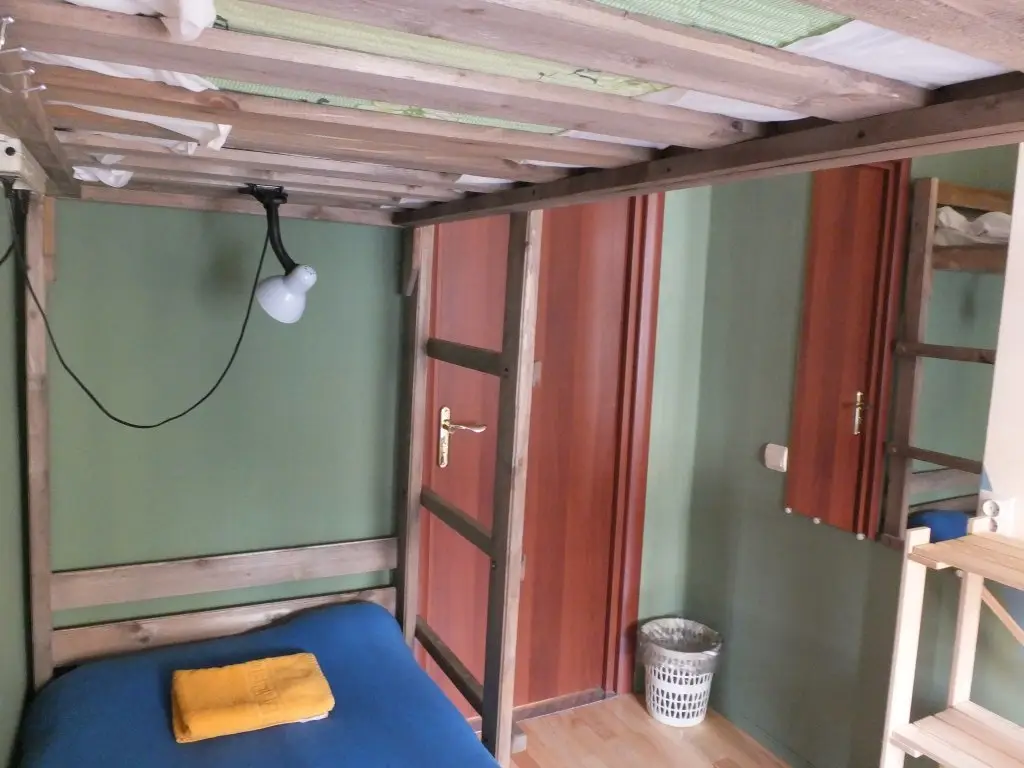 Санкт-Петербург: Жилое помещение Breaking Bed 