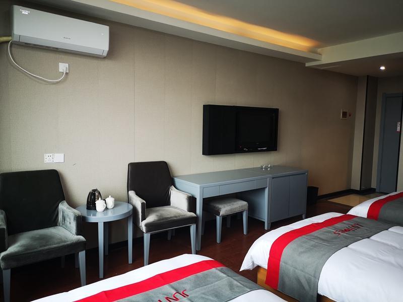 Наньчан: Jun Hotel Jiangxi Nanchang City Nanchang County Huiren Avenue