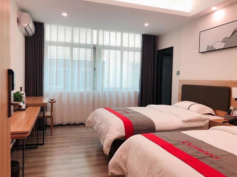 Чжаньцзян: Jun Hotel Guangdong Zhanjiang Xiashan South Railway Station