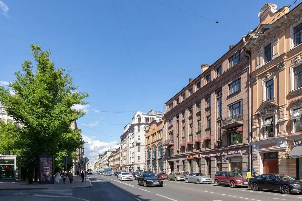Санкт-Петербург: City of Rivers near Petrogradskaya