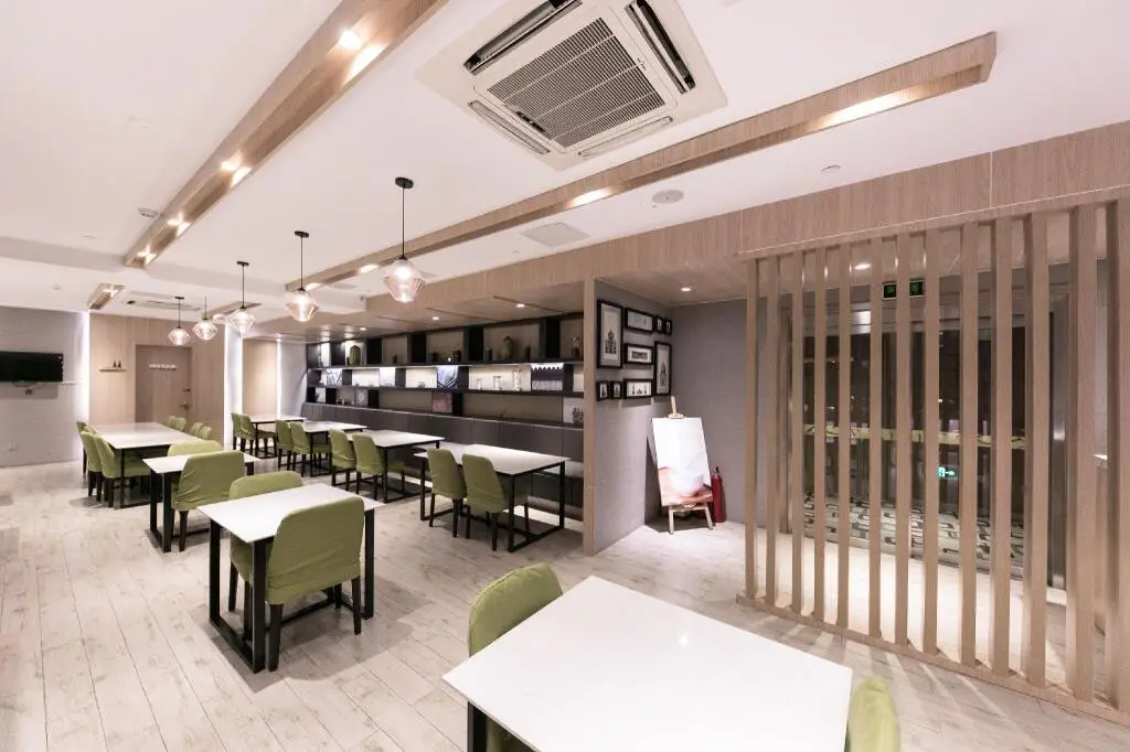 Пекин: Ji Hotel Beijing Guangqumen
