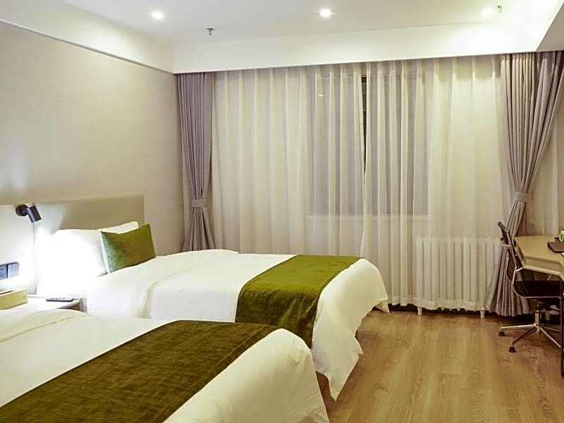 Таншань: Green Tree Inn Hebei Tangshan Normal University