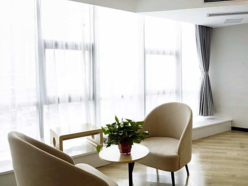 Таншань: Green Tree Inn Hebei Tangshan Normal University