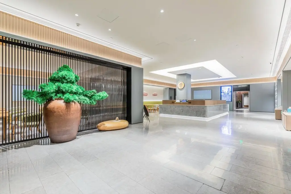 Ханчжоу: Ji Hotel Hangzhou West Lake Hubin Erqing Building