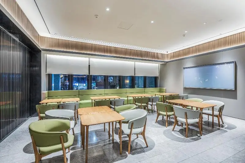 Ханчжоу: Ji Hotel Hangzhou West Lake Hubin Erqing Building