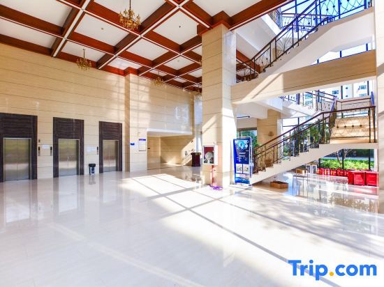 Санья: Rome Time Sea View Holiday Apartment