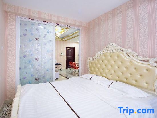 Санья: Rome Time Sea View Holiday Apartment