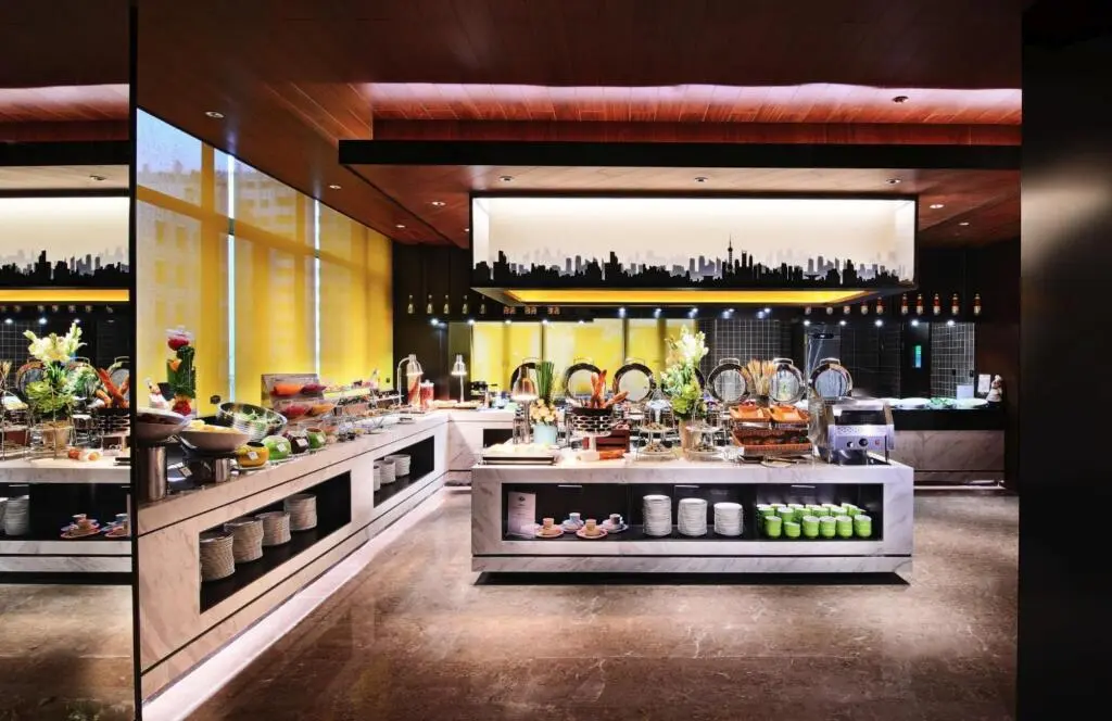 Шанхай: Hampton by Hilton Shanghai Hongqiao NECC