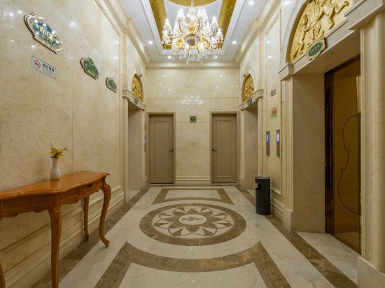 Ичунь: Vienna Hotel (Yichun High-speed Railway Station Wanda)