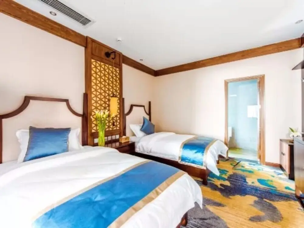 Лицзян: Dengfeng Banshan Boutique Hotel Lugu