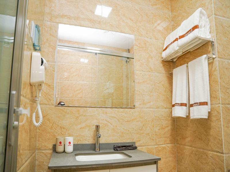 Цзинань: Jun Hotel Shandong Jinan Zhangqiu North Railway Station