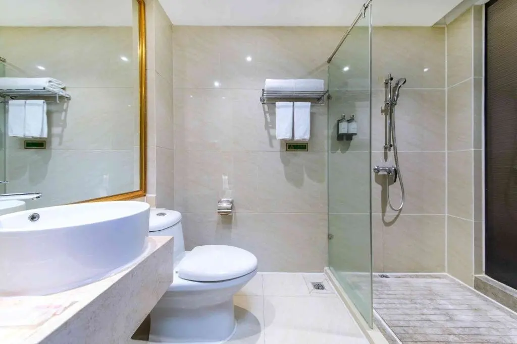 Шэньчжэнь: Vienna Hotel Shenzhen Bantian Huawei Tian'an Yungu