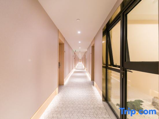Шанхай: JI Hotel (Shanghai New International Expo Center Chenchun Road)