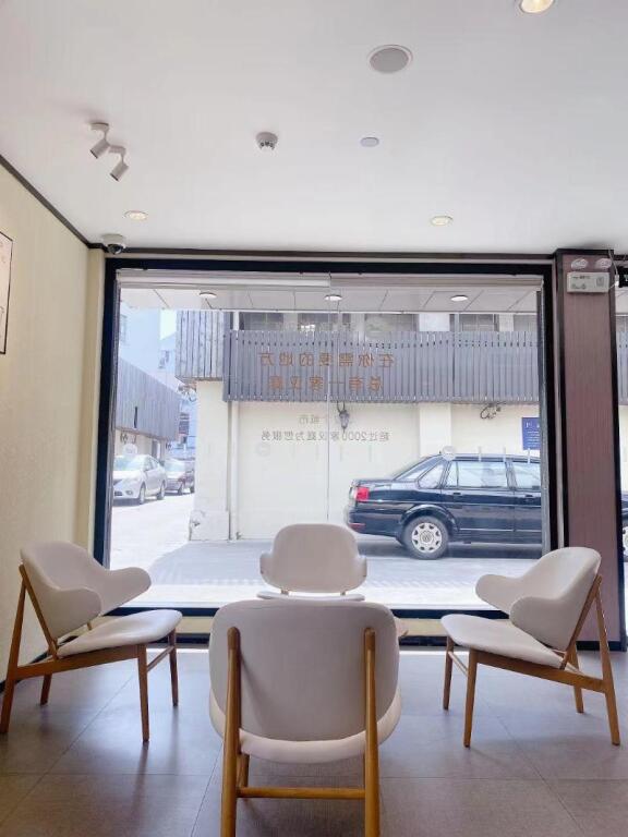 Шанхай: Hanting Hotel Shanghai Chuansha Xinyuan Road Pedestrian Street