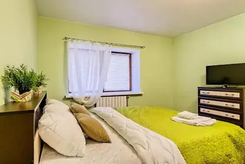 Санкт-Петербург: FlatHome24 Na Fermskom 32 Apartments