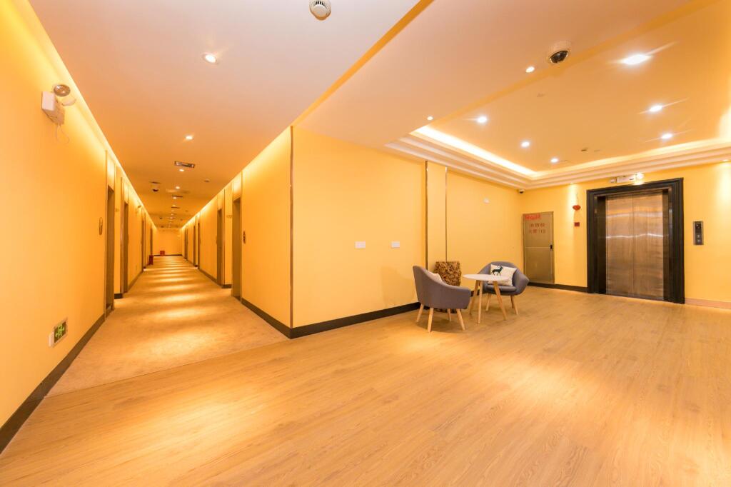 Шанхай: Elan Inn Shanghai Songjiang Zuibaichi Metro Station