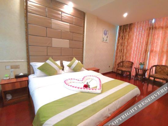 Гуангхан: Towo Holiday Hotel (Guang'an Moore Department)