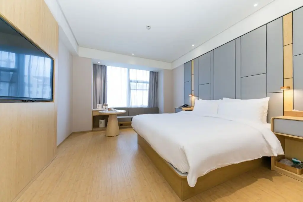 Шанхай: Ji Hotel Shanghai Daning Lingshi Park