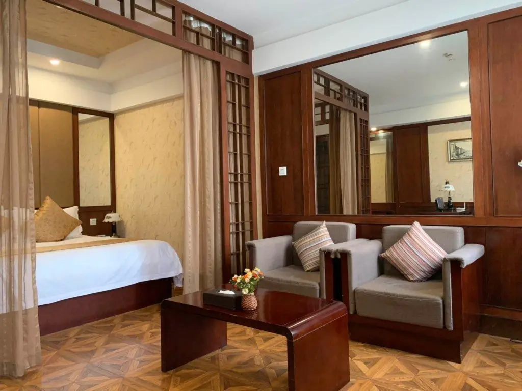 Шанхай: Linjiang International Cruise Hotel (Shanghai Youyi Road)