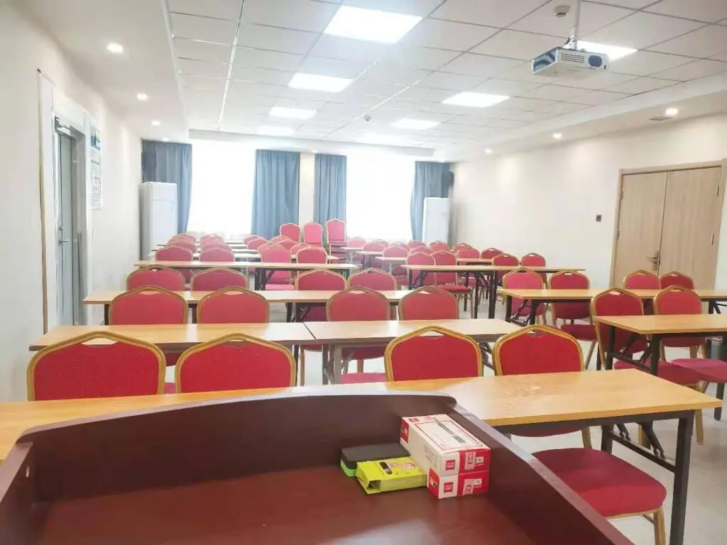 Шицзячжуан: Hi Inn Shijiazhuang Ning'an Road Tieyun Xueyuan