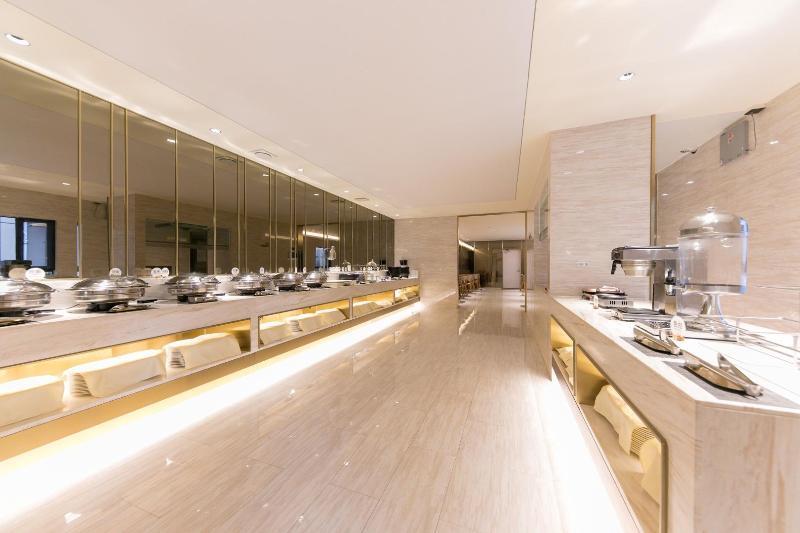 Нанкин: Ji Hotel (Nanjing Ming Palace)