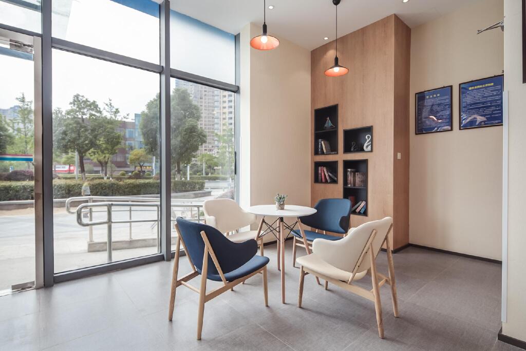 Нанкин: Hanting Hotel Nanjing Daishandong Laiao Nancheng