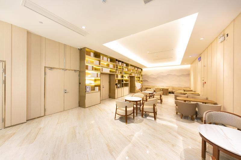 Нанкин: Ji Hotel Nanjing Zhujiang Road Beimen Bridge